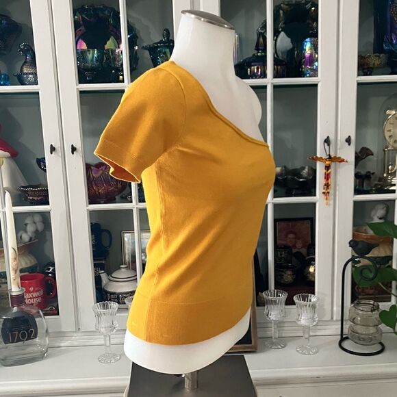 J. Crew Mustard Yellow One Shoulder Thin Knit Top Sz XS - Picture 4 of 7